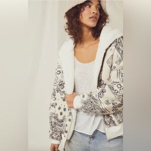 NEW Free People Billie sherpa bandana print reversible hoodie jacket